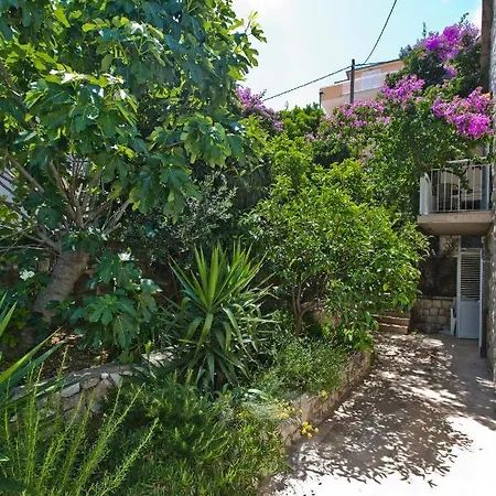 Hvar Deluxe Apartment