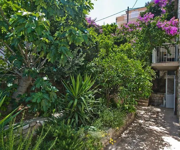 Hvar Deluxe Apartment