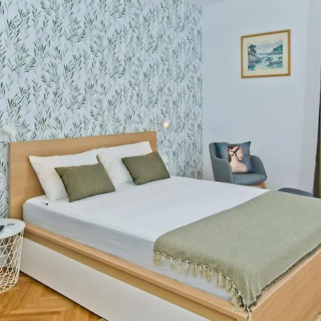Hvar Deluxe Lejlighed *